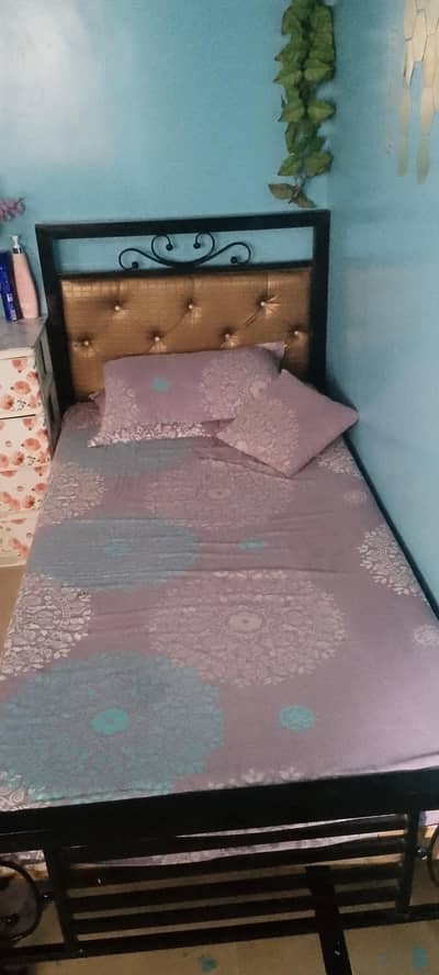 single Iron bed with fom  + center table  Karachi