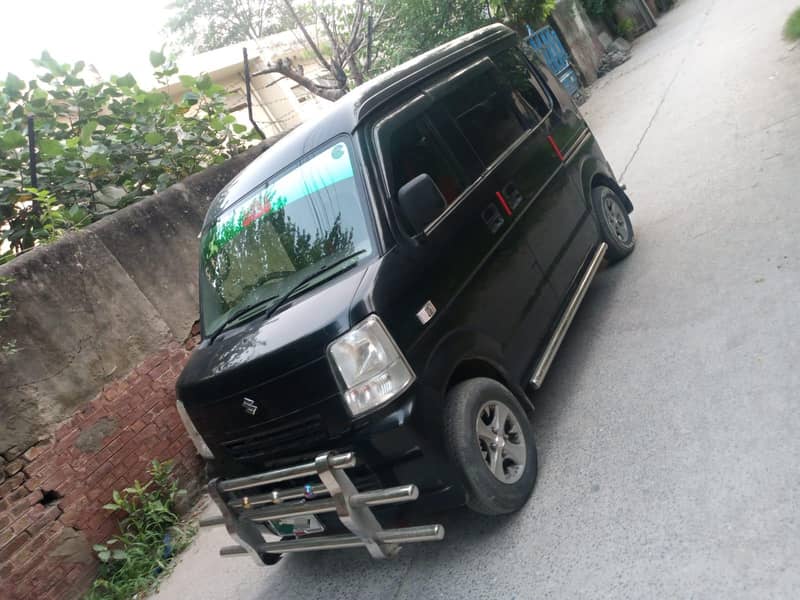 Suzuki Every 2012 1