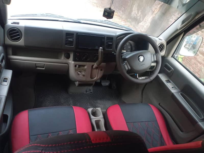 Suzuki Every 2012 8