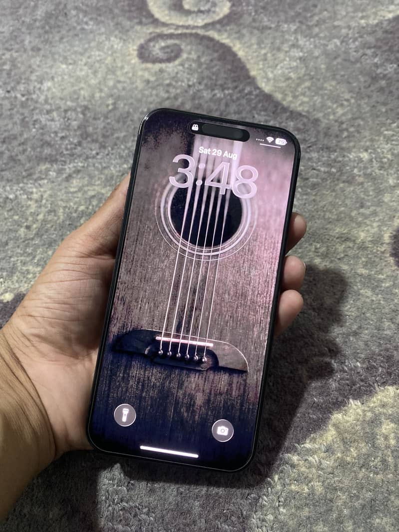 Apple iPhone 15 Pro Max 3