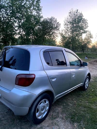 Toyota Vitz 1999