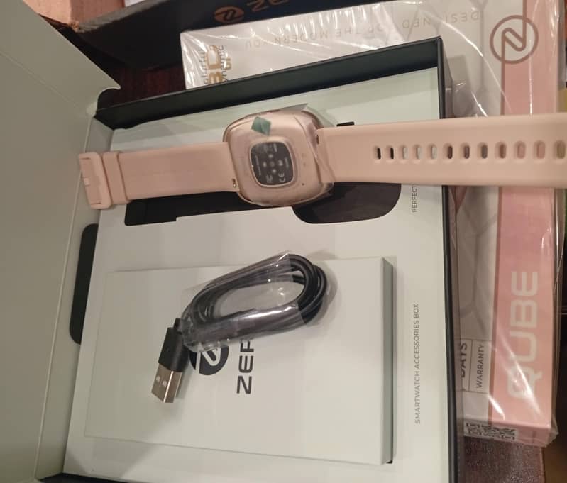 smartwatch Qube 0