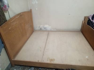Queen Size Wooden Bed Frame (Without Mattress)