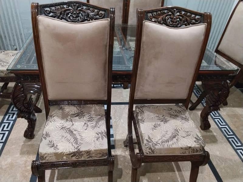 Dining table and chairs 3
