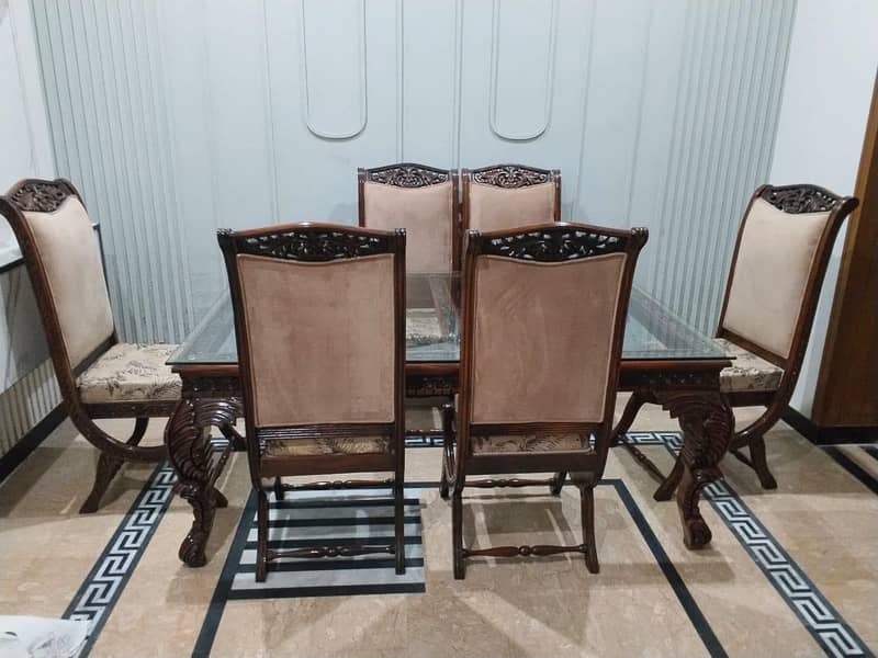 Dining table and chairs 4