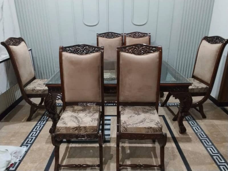 Dining table and chairs 5