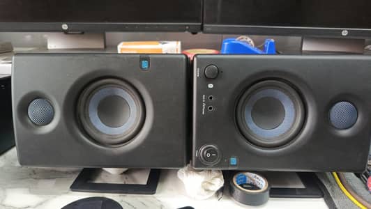 PreSonus Eris E3.5 BT Studio Monitor | Bluetooth Powered Speakers Pair