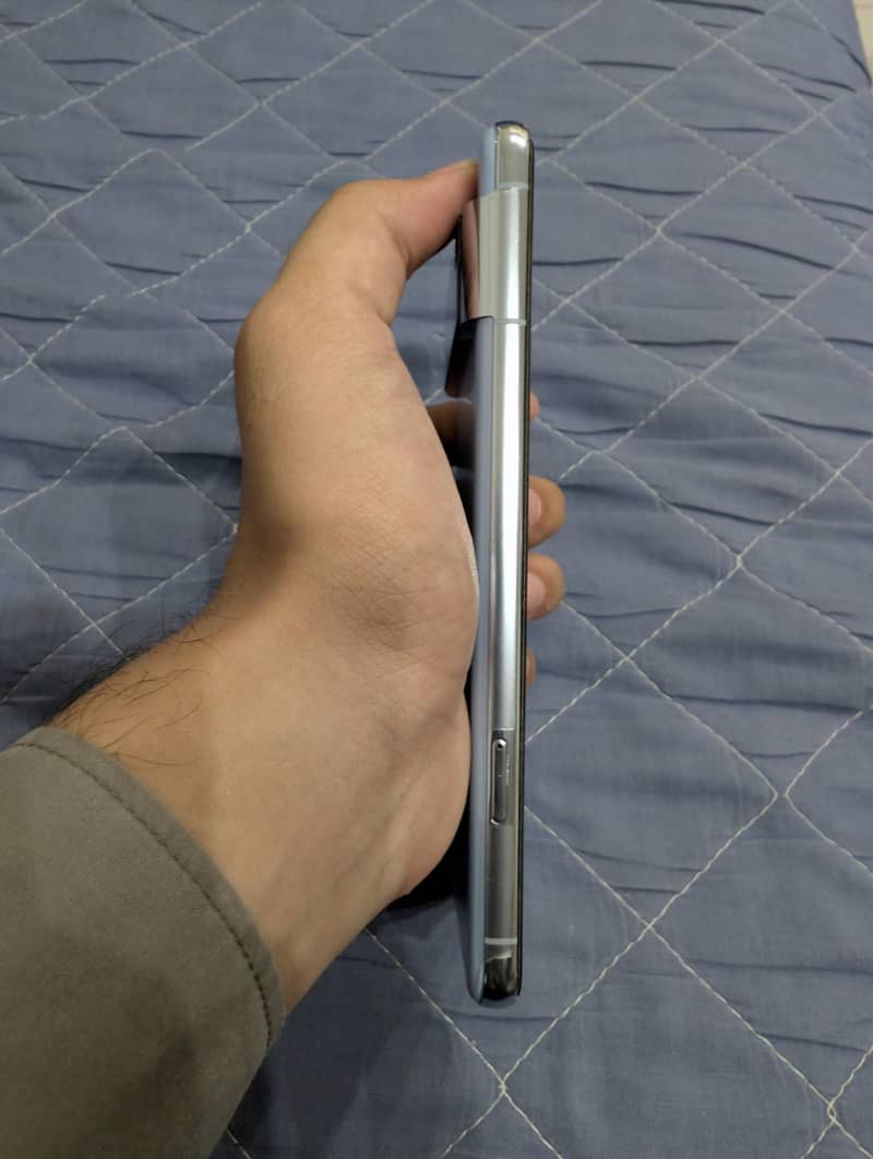 Google Pixel 8 Pro 3