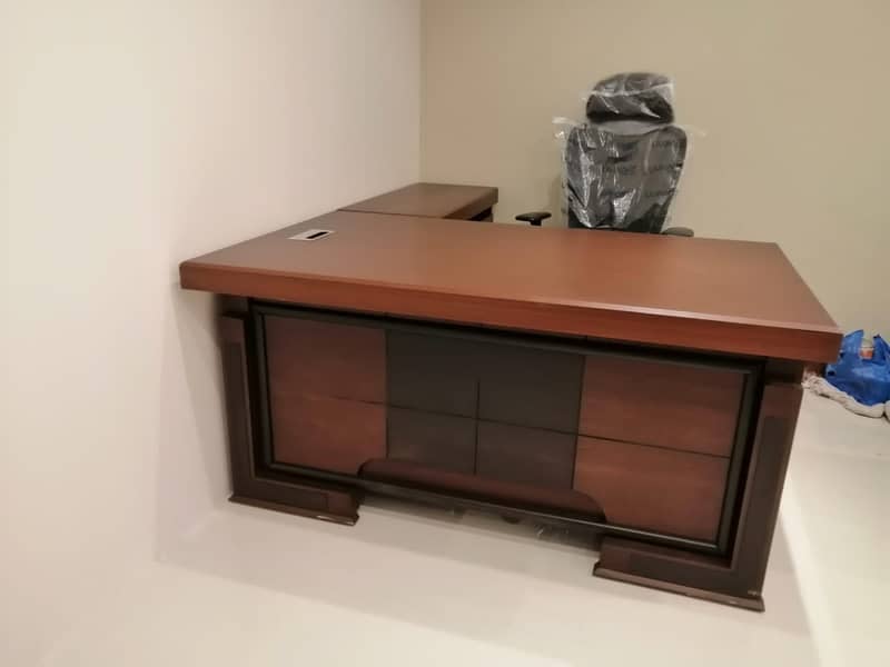 Executive Office Table with Side Rack – Office Table – Executive table 3