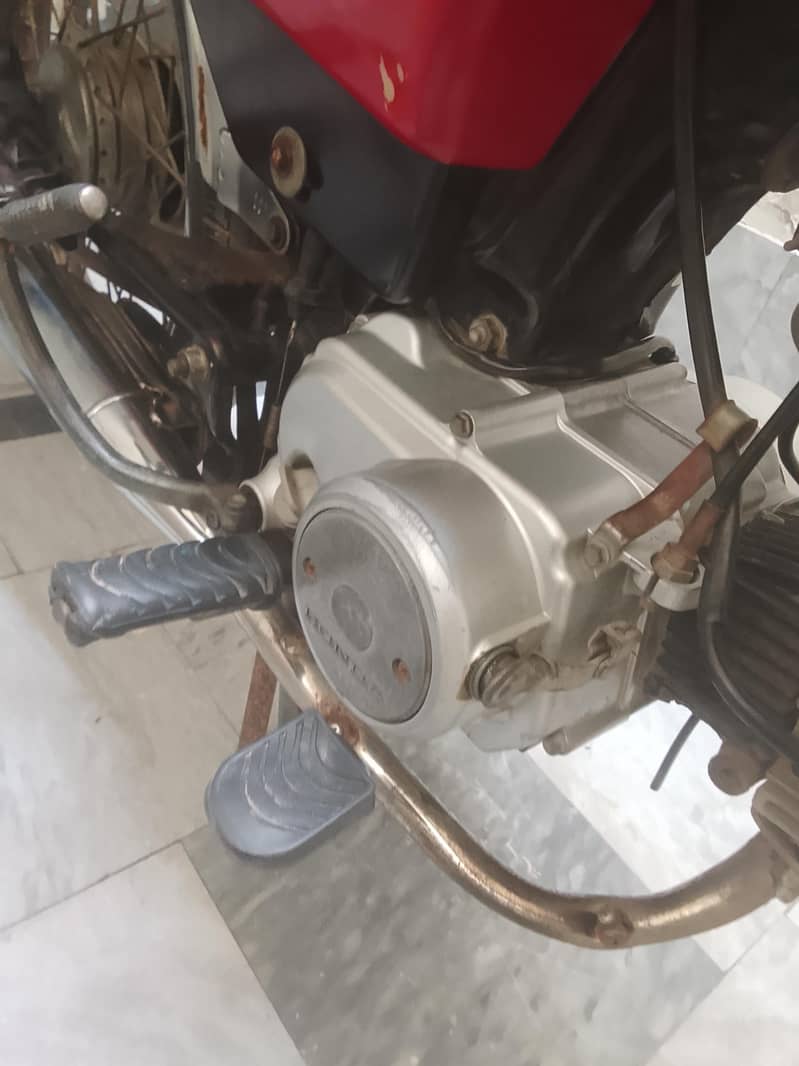 CD 70 2021 Model Urgent sale 03007281988 jaaz 6