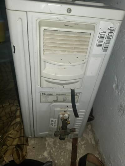 Hisense 1.5 ton out door unit foor sale dg khan
