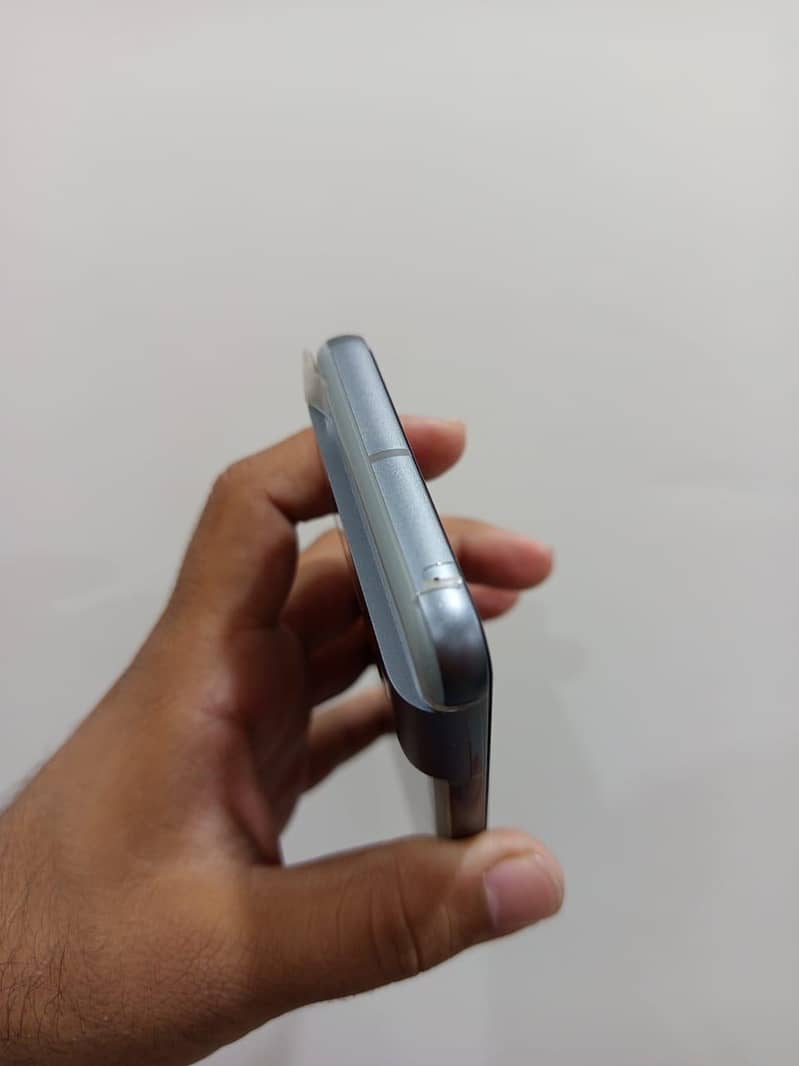 Google Pixel 8 3