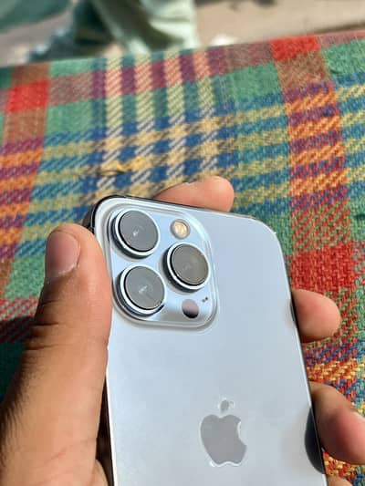 Apple iPhone 13 pro official PTA duel sim 0-3-2-8-0-0-1-0-0-9-0
