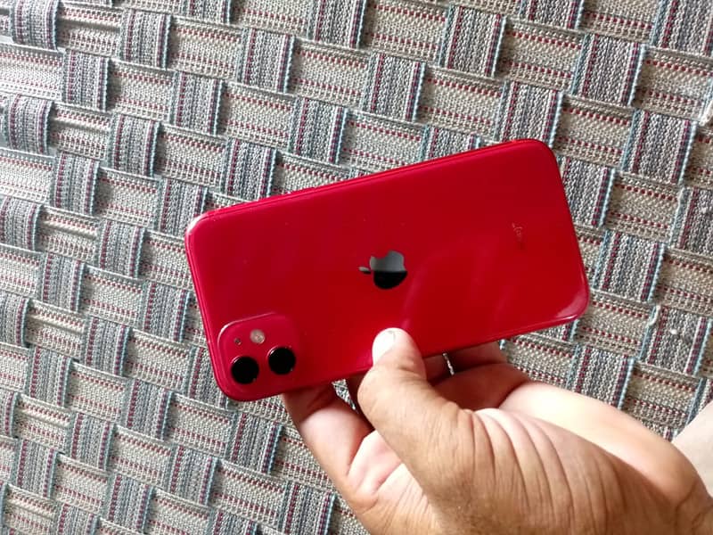 Apple iPhone 11 3