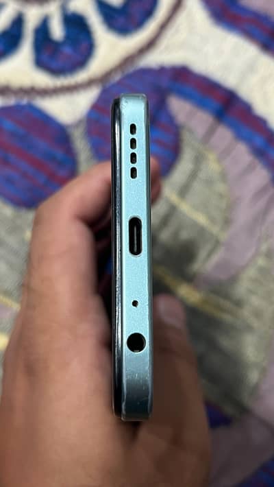Vivo Y22 (4GB+4GB / 64GB) – PTA Approved – Updated to Android 14 – Box