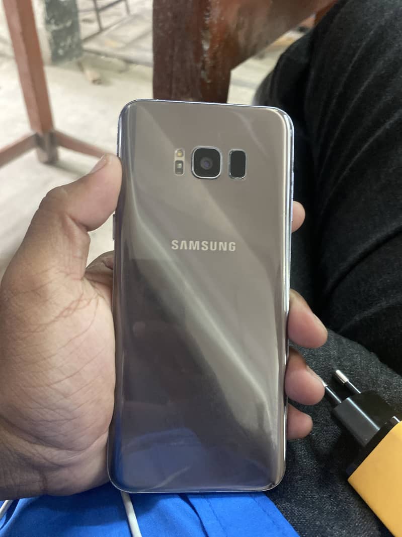 Samsung Mobile S8 Plus 0