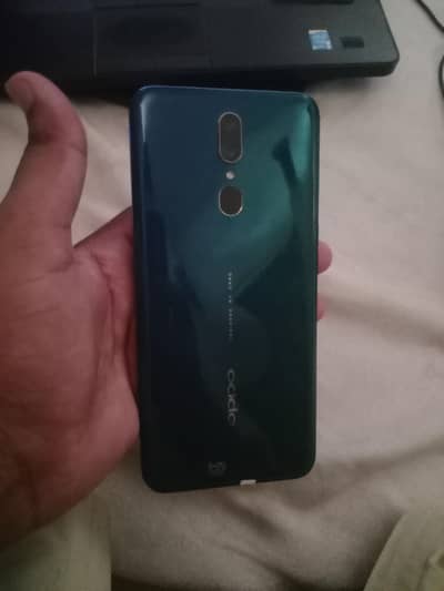 OPPO F11 8GB Ram 256 GB storage 16000 rate