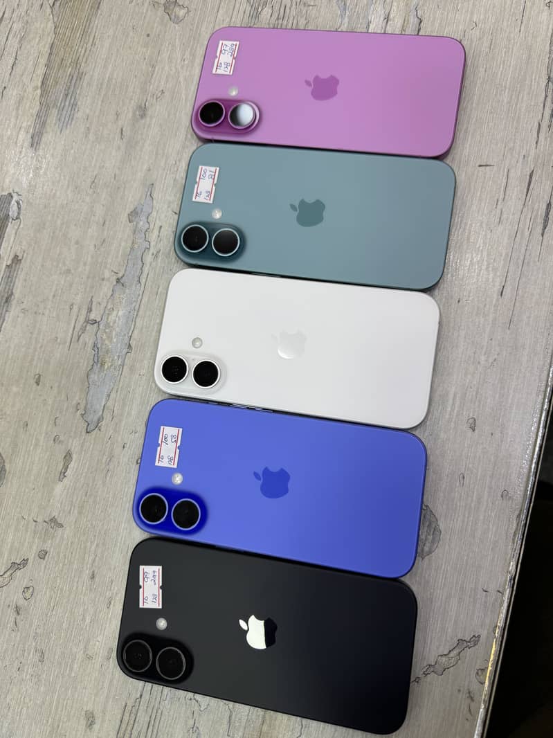 Apple iPhone 16 7