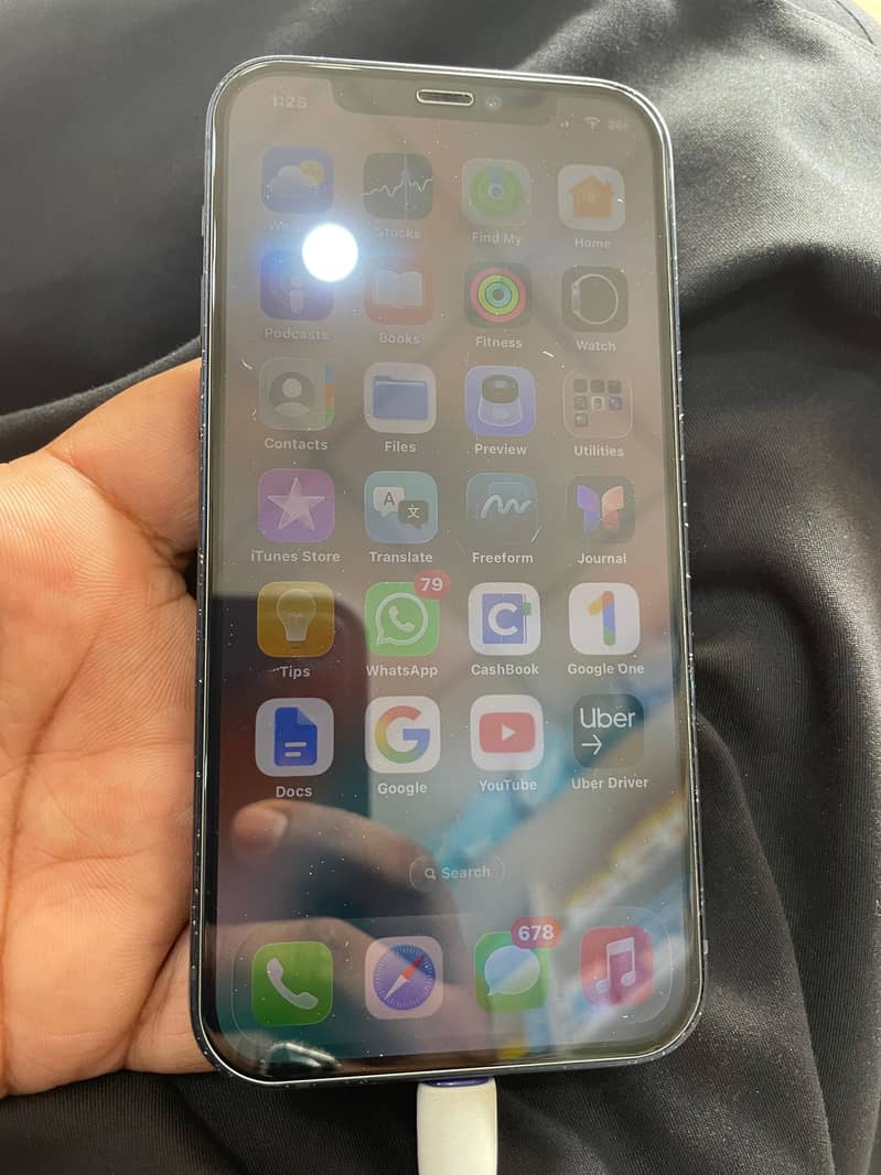 Apple iPhone 12 11