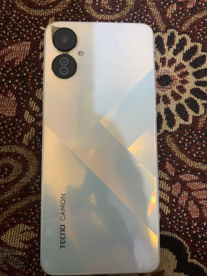 Tecno Camon 19 1