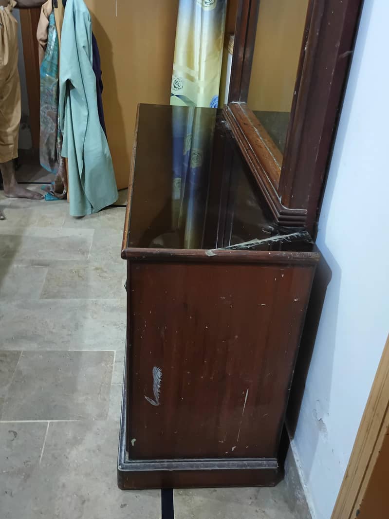 Good Quality Dressing Table 4