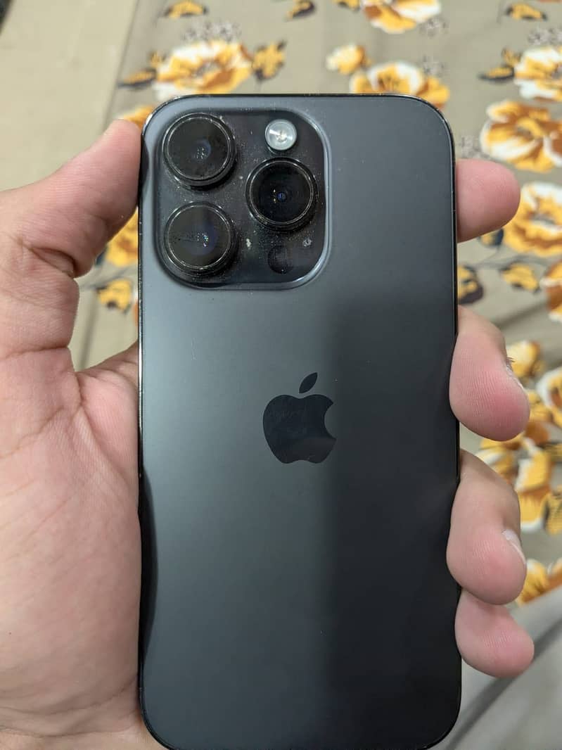 Apple iPhone 14 Pro 0