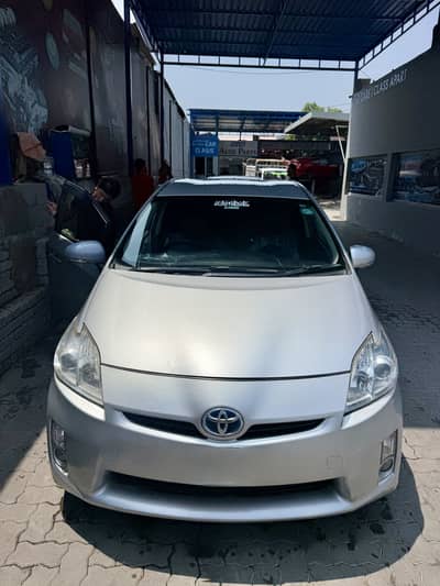Toyota Prius 2011 (Total Geniune)