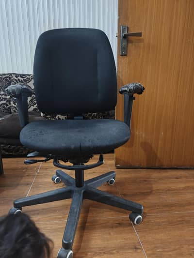 Imported Canada Brand Heavy Duty Office Chair | 5-6 Function |