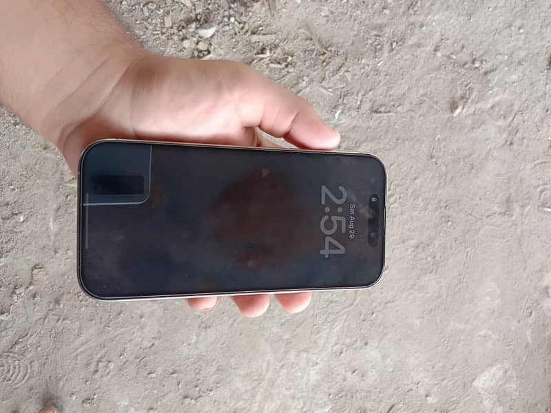 Apple iPhone 16 Pro 5