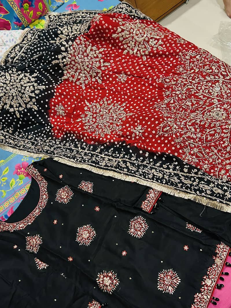 4 dresses 0