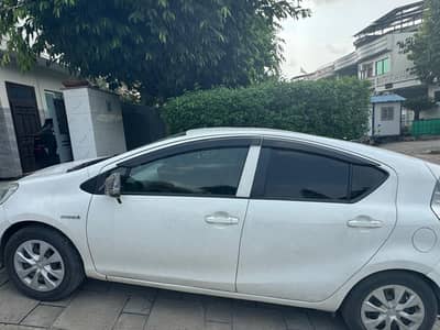 Toyota Aqua 2014