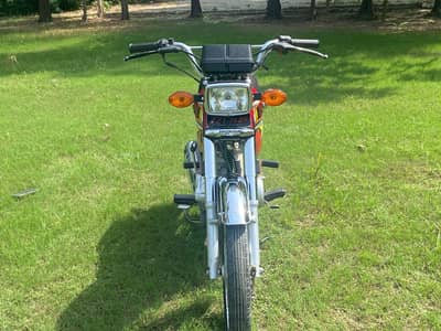 Honda 125 total jeniun