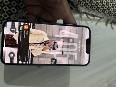 Apple iPhone 13