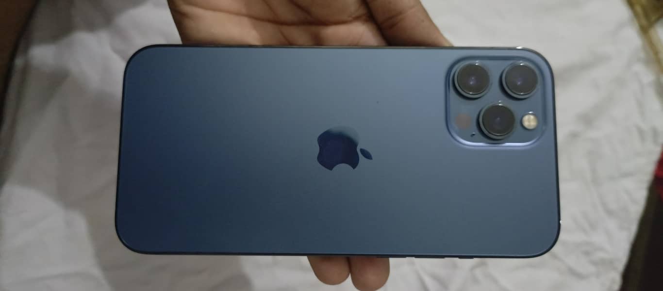 Apple iPhone 12 Pro Max 1