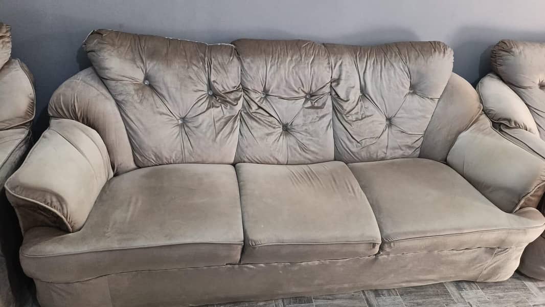 Sofa set 0