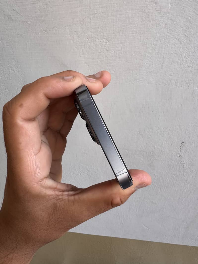 Apple iPhone 13 Pro 6