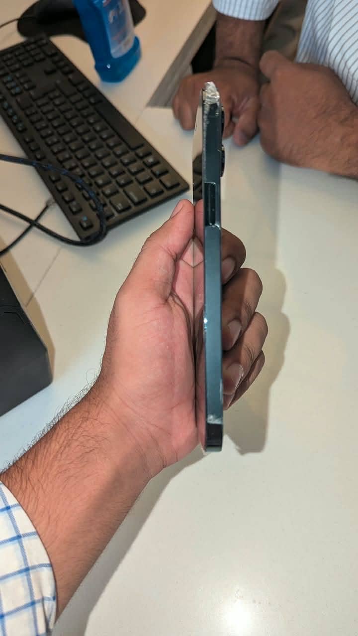 Apple iPhone 12 Pro Max 5