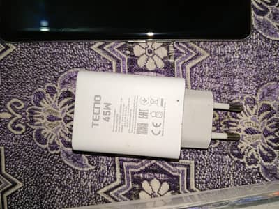 camon 40 pro