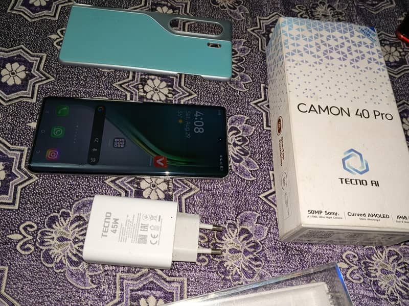 camon 40 pro 1