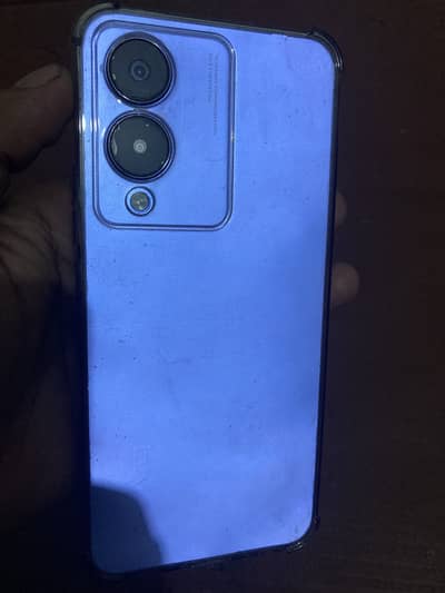 Vivo Y17s