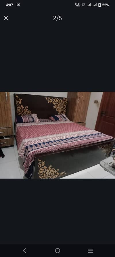 king size bed with two side tables