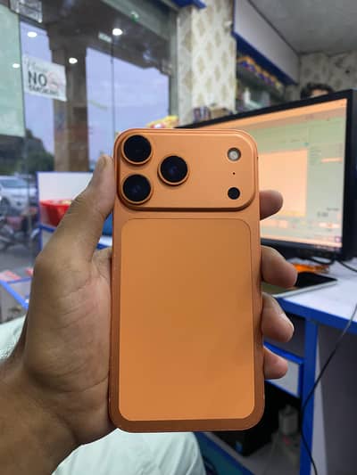 Iphone xr converted in 17 pro 128 gb