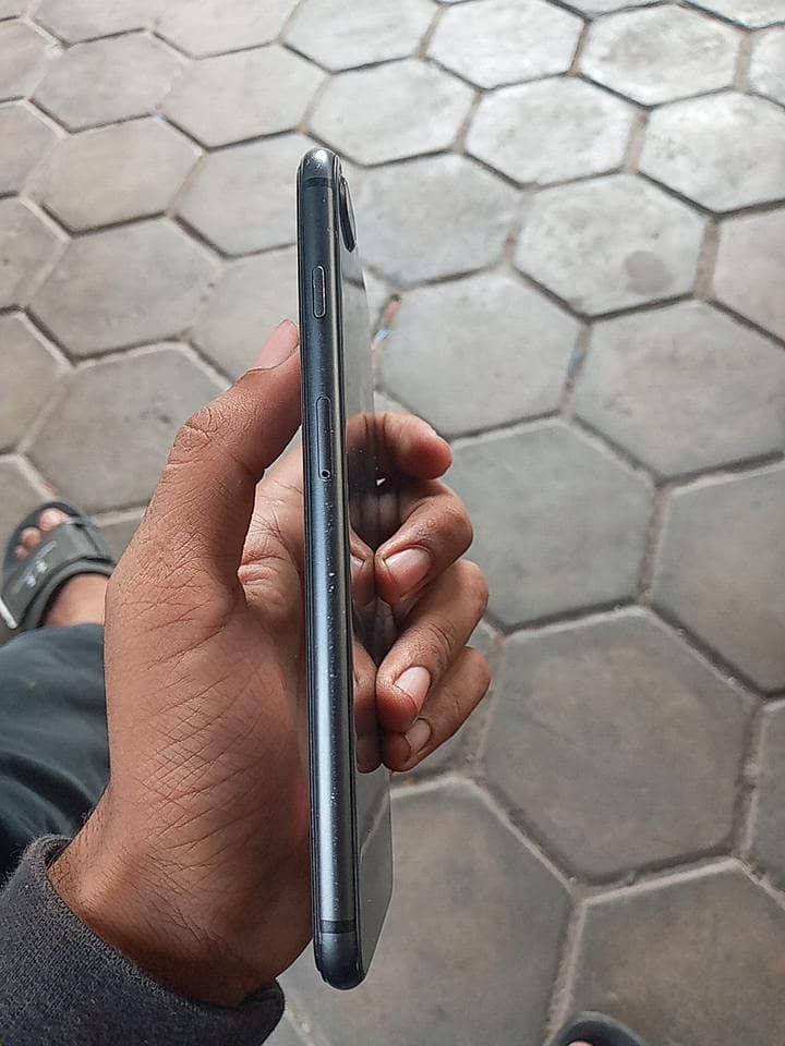 Apple iPhone 8 Plus 7