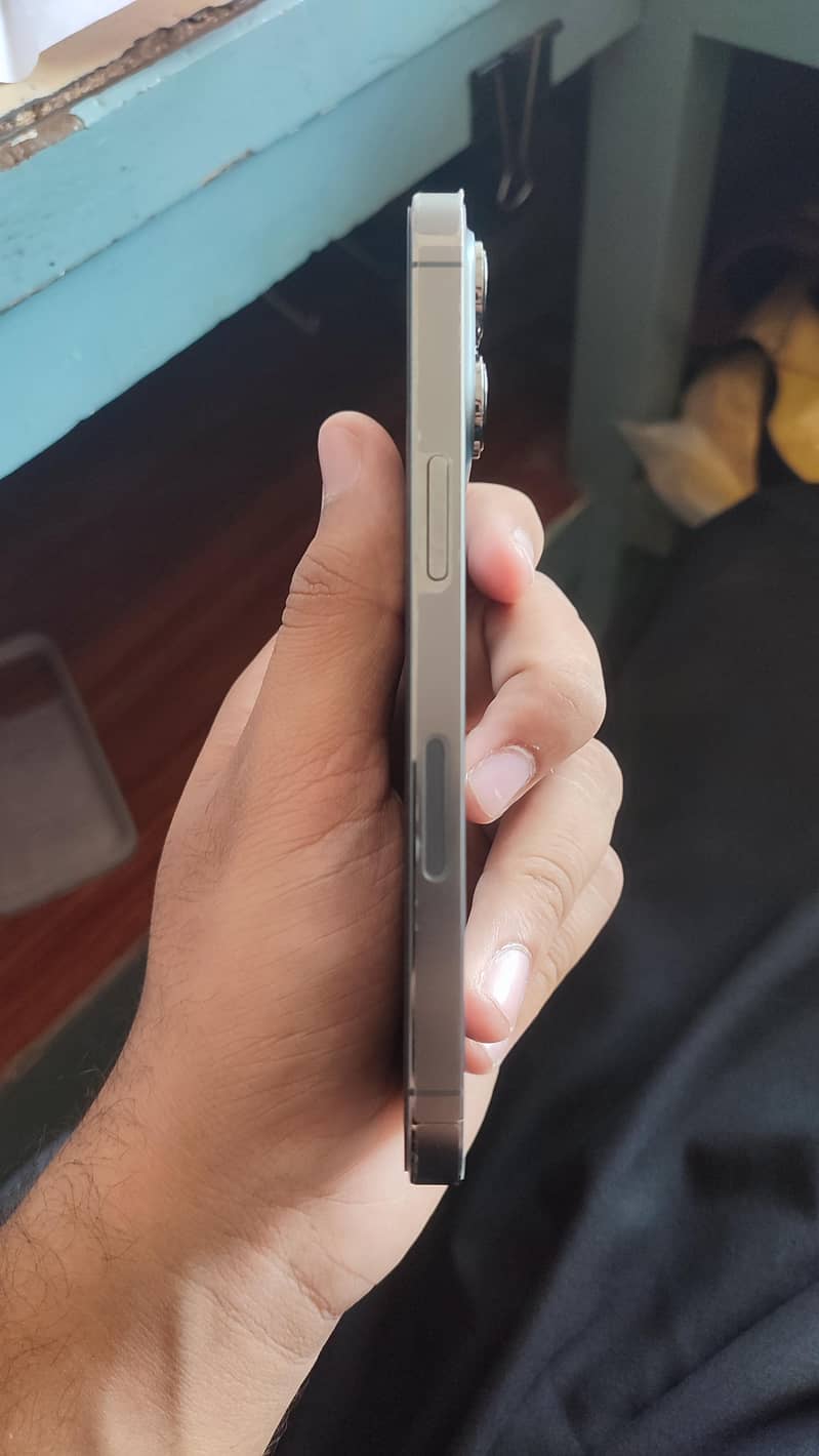 Apple iPhone 13 Pro 6