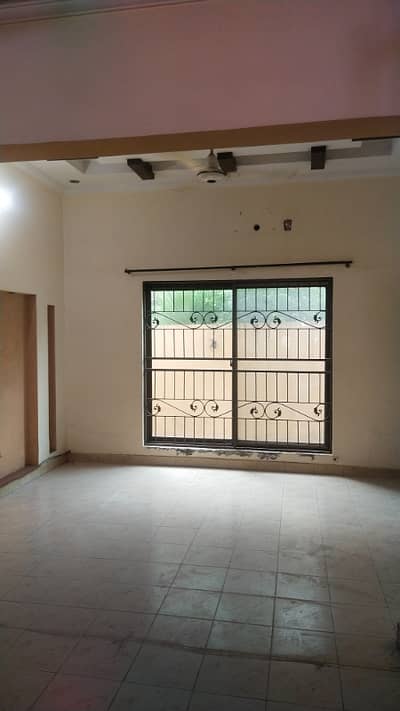 Wapda Town G Block 5 Marla Double Storey House Available For Rent