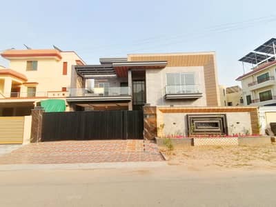 Beautiful House In Wapda Town