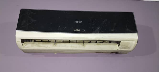 1 Ton non inverter a. c for sale. . . No leak all good and chill cooling