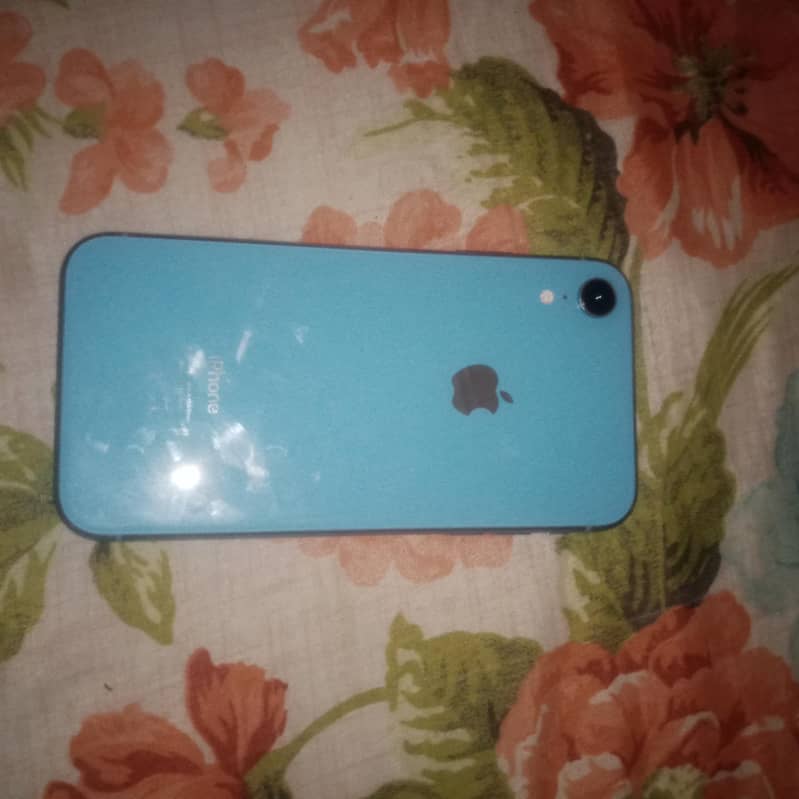 Apple iPhone XR 3