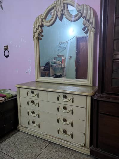 Dressing Table with Mirror