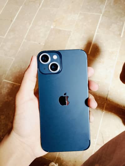 Apple iPhone 13